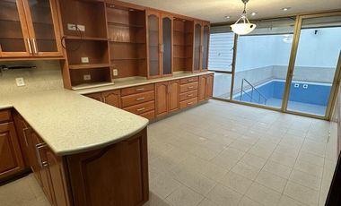 Espaciosa casa en VENTA en Satélite