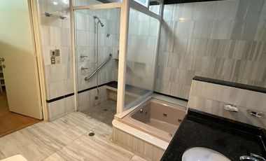 Espaciosa casa en VENTA en Satélite
