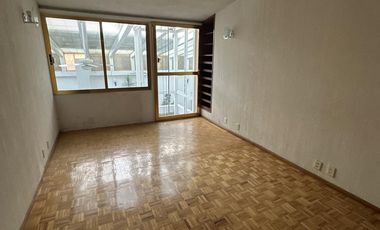 Espaciosa casa en VENTA en Satélite