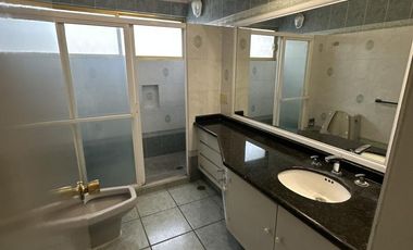 Espaciosa casa en VENTA en Satélite