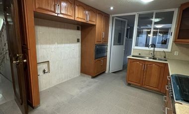 Espaciosa casa en VENTA en Satélite