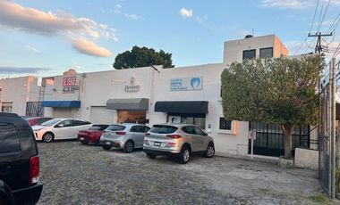 Se Vende local comercial con cafetería en funcionamiento