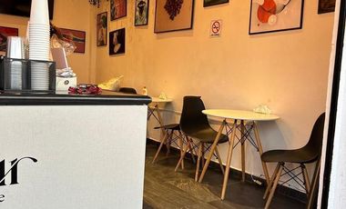 Se Vende local comercial con cafetería en funcionamiento