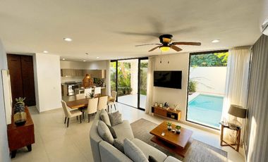 Casa en venta en Playa del Carmen a 8 min de la playa | Alberca y gym