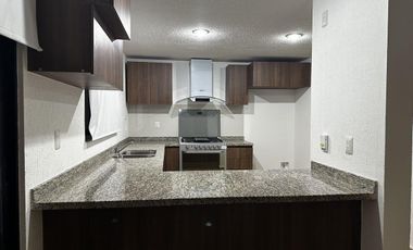 Casa en venta en Cumbres del lago