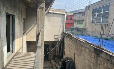 Propiedad con uso comercial Cerca del Templo Acatitlan