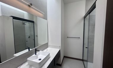 CASA EN VENTA EN FRACCIONAMIENTO ALTOZANO