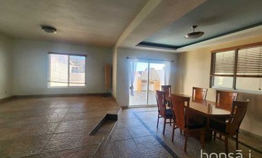 Casa semi amueblada en RENTA Zona Norte