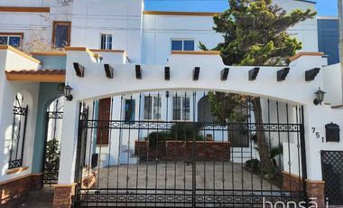 Casa semi amueblada en RENTA Zona Norte