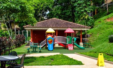 VENTA APARTAMENTO EN CLAYTON AMOBLADO PH EMBASSY CLUB MLD