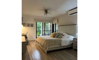 VENTA APARTAMENTO EN CLAYTON AMOBLADO PH EMBASSY CLUB MLD