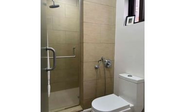 VENTA APARTAMENTO EN CLAYTON AMOBLADO PH EMBASSY CLUB MLD