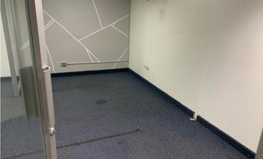 CONDADO DEL REY / COUNTRY PLAZA / LOCAL COMERCIAL / 170M / VACIO