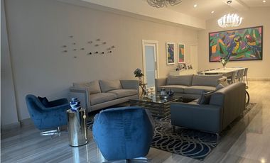 VENTA DE CASA EN URBANIZACIÓN LA LOMA - 6956RC