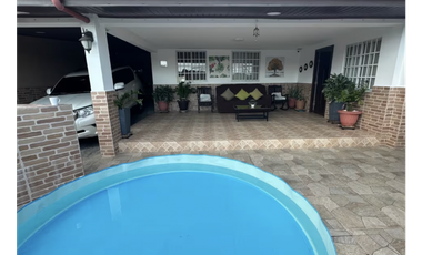 TOCUMEN / 362M / 6 HABITACIONES / 2 PARKING / TERRAZA / PISCINA