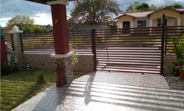 VENTA DE CASA EN ALGARROBOS  3 RECAMARAS CERCADA