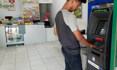 Dijual Tempat Usaha Beserta Minimarket Dan Apotek Lokasi Strategis