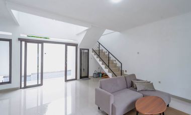 Rumah Strategis 6 Menit ke Terminal Sawangan LT 103 Baru Renov J-28826