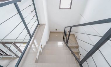 Rumah Strategis 6 Menit ke Terminal Sawangan LT 103 Baru Renov J-28826