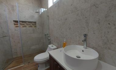 Linda Casa en Cumbres de Ayangue con espectacular vista al mar