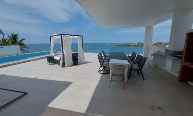 Linda Casa en Cumbres de Ayangue con espectacular vista al mar