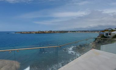Linda Casa en Cumbres de Ayangue con espectacular vista al mar