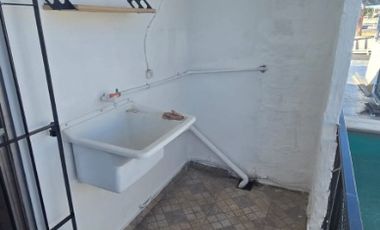 Casa PH en alquiler en Moron Sur