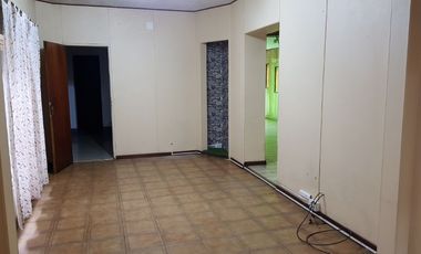 Casa en alquiler en Caseros