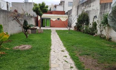 Casa en alquiler en Caseros