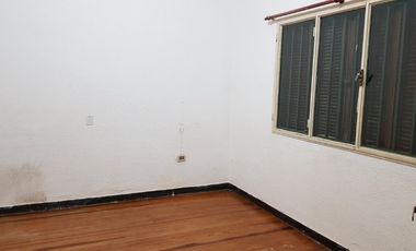 Casa en alquiler en Caseros