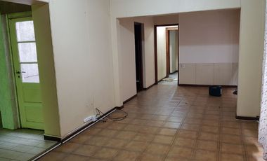 Casa en alquiler en Caseros