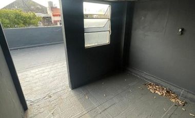 Casa en alquiler en Lanus Este