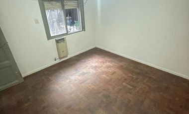 Casa en alquiler en Lanus Este