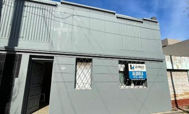 Casa en alquiler en Lanus Este