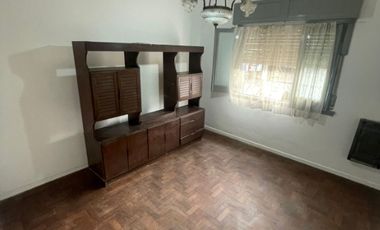 Casa en alquiler en Lanus Este