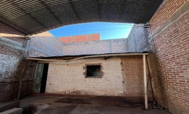 VENTA GALPÓN CON TINGLADO ZONA ALTO ALBERDI