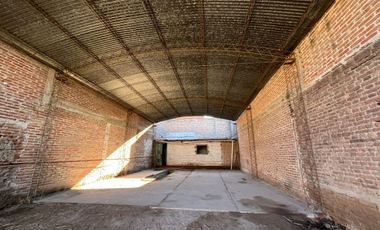 VENTA GALPÓN CON TINGLADO ZONA ALTO ALBERDI