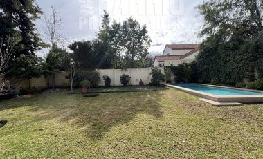 Casa en Arriendo en Chicureo / Piedra Roja