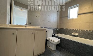 Casa en Arriendo en Chicureo / Piedra Roja