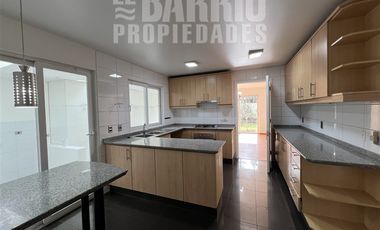 Casa en Arriendo en Chicureo / Piedra Roja