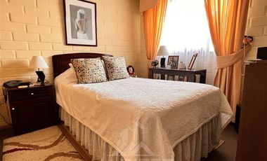 Casa en Venta en COD37016 Casa con asilacion térmica, en muy buenas condiciones, sector Avda. Recabarren cercano a Lider Express