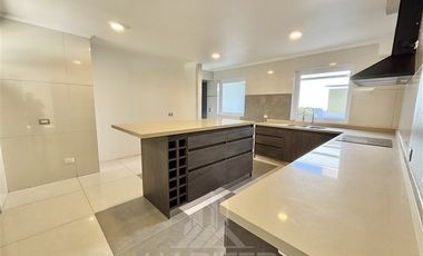 Casa en Venta en COD38360 Ubicada en el Portal de la Frontera a pasos de Avenida Martín Lutero y Colegios