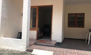 Guest House n Residences 300m² Lokasi Strategis Surakarta