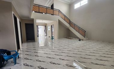 Rumah Bagus Mewah 2Lt 380m² Dekat Pintu Tol Solo