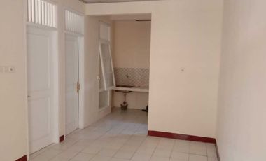 Rumah Hadap Selatan 5 menit ke Plaza Taman Harapan Baru J-36678