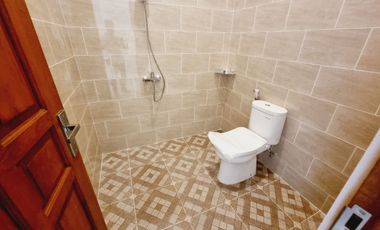 Rumah Mewah 261m² Gress Dekat Fave Hotel Manahan Solo Kota