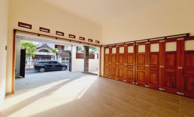 Rumah Mewah 261m² Gress Dekat Fave Hotel Manahan Solo Kota