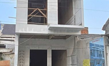 READY RUMAH BARU 2 LANTAI FREE 2 AC DEKET KE TOL JATINEGARA