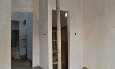 READY RUMAH BARU 2 LANTAI FREE 2 AC DEKET KE TOL JATINEGARA