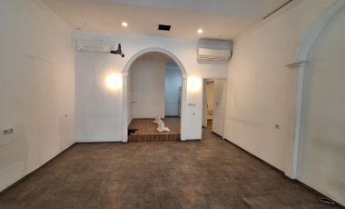 Rumah Tempat Usaha 3,5 Lantai di Gandaria Kramat Pela, Jakarta Selatan